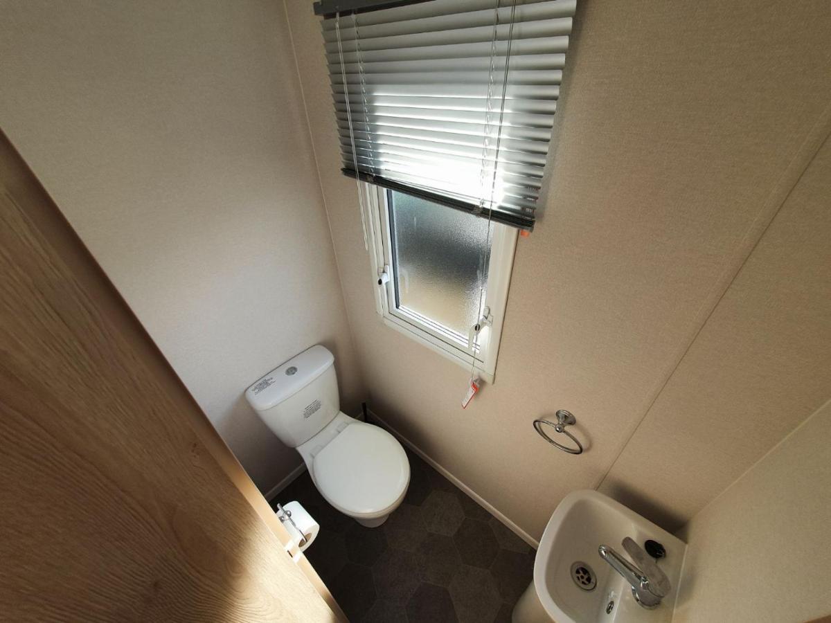 Escape City Caravan Lytchett Minster Exteriér fotografie