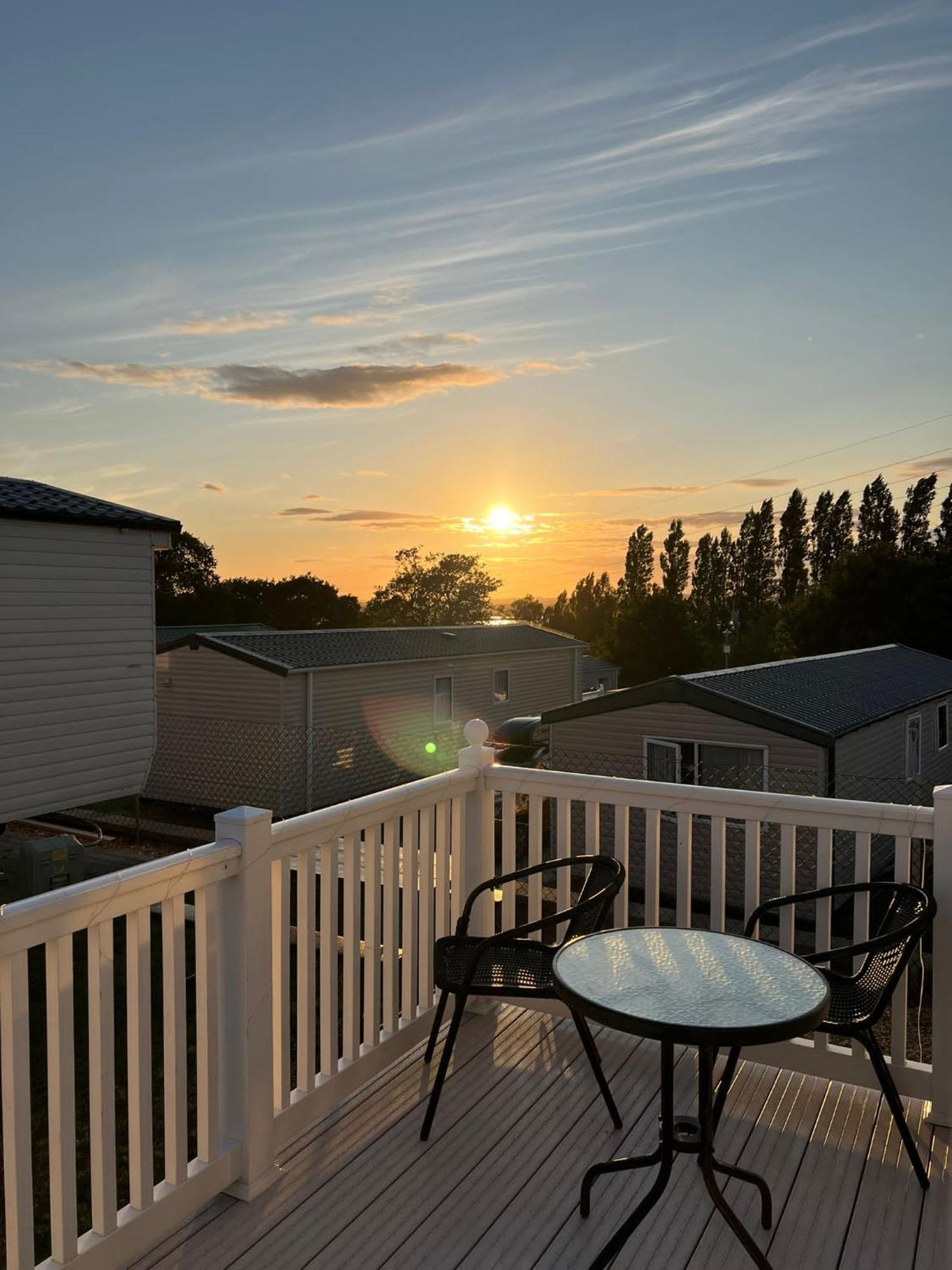 Escape City Caravan Lytchett Minster Exteriér fotografie